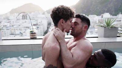 NAKEDSWORD Beau Butler Enjoys Interracial Gay Gangbang - drtuber.com